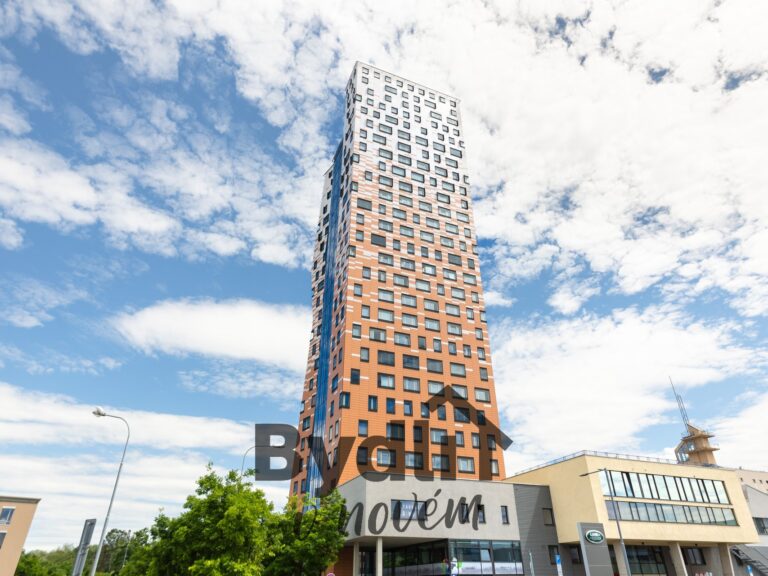 Luxusní kancelářské prostory na prodej – 272 m2 – Brno, AZ Tower